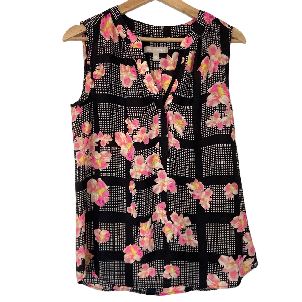 BANANA REPUBLIC BLACK/PINK FLORAL V-NECK SLEEVELESS TOP/BLOUSE, SMALL